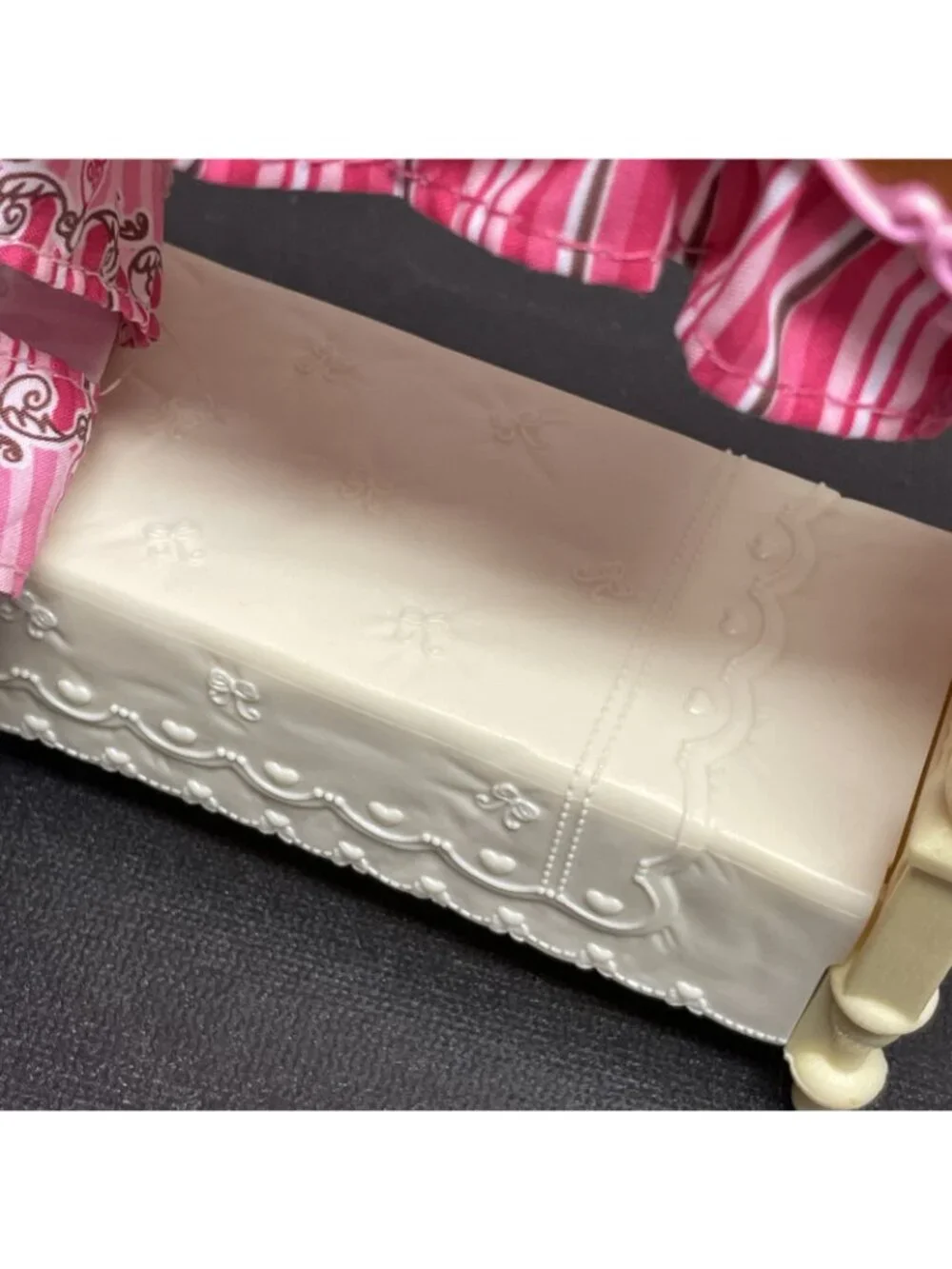 Canopy Bed Loving Family Furniture Girls Bedroom Fisher Price 2009 Pink